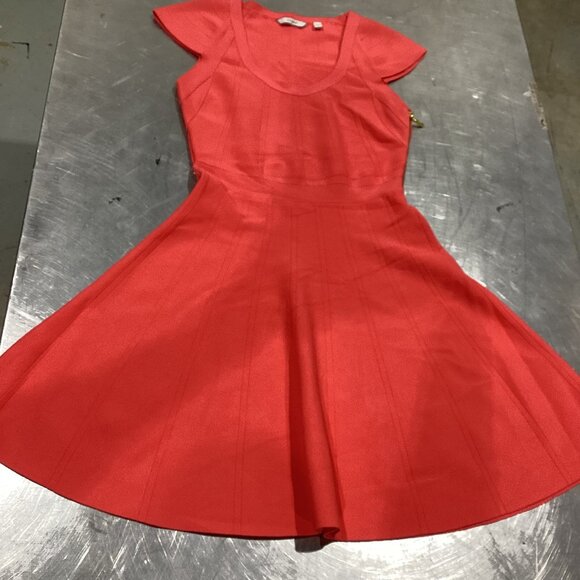 GUESS Coral Stretch Fit‑and‑Flare Skater Dress - Picture 1 of 4